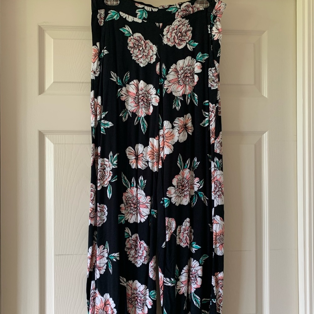Roxy floral pants